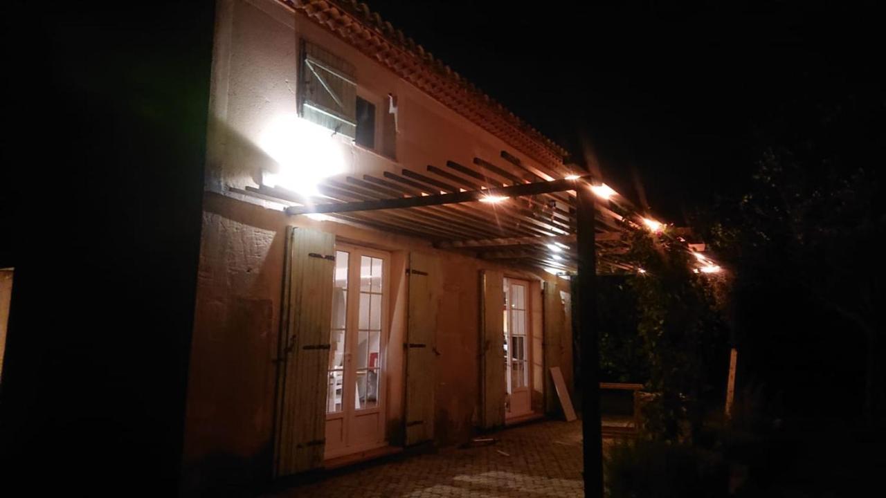 Charmant Mazet Nimes Exterior photo